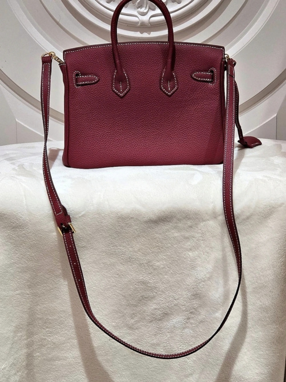 Structured Satchel in Deep raspberry. - Picture 4 of 11
